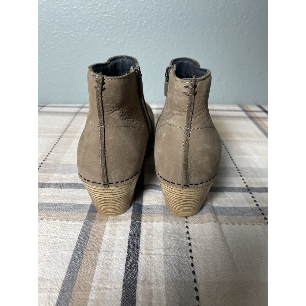 Dansko Maria Ankle Boots Womens Size 39 US 8.5 Beige Leather Side Zip Block Heel - Picture 7 of 10